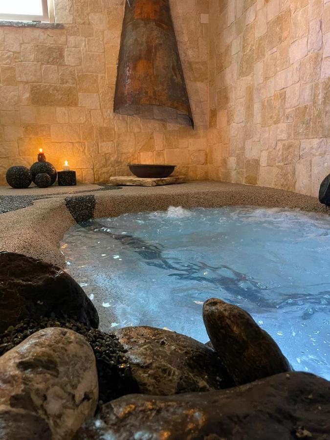 Domus Parva - Villa Con Bio-Piscina, Spa Privata E Appartamenti Panoramici Bacoli Eksteriør billede