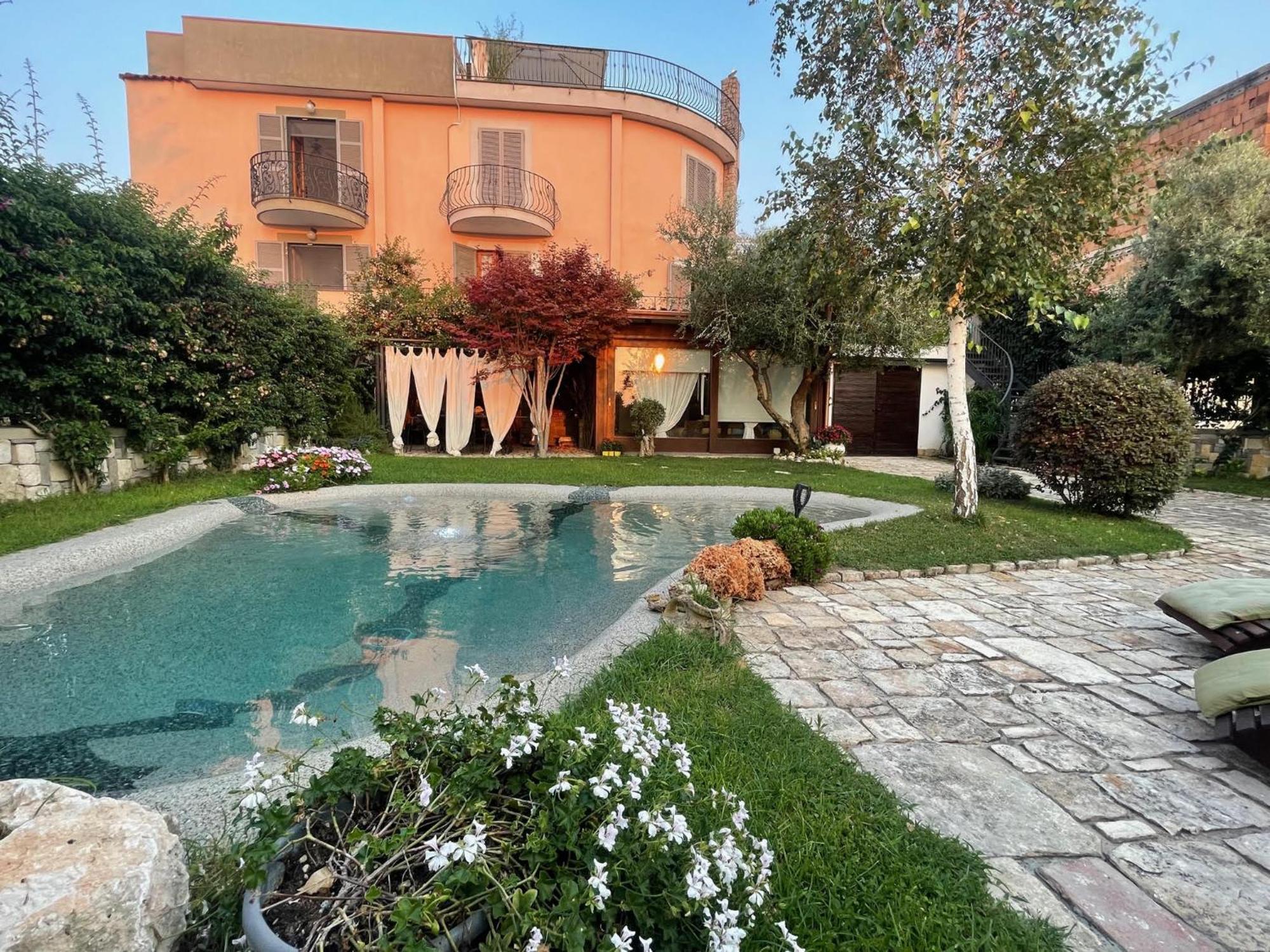 Domus Parva - Villa Con Bio-Piscina, Spa Privata E Appartamenti Panoramici Bacoli Eksteriør billede