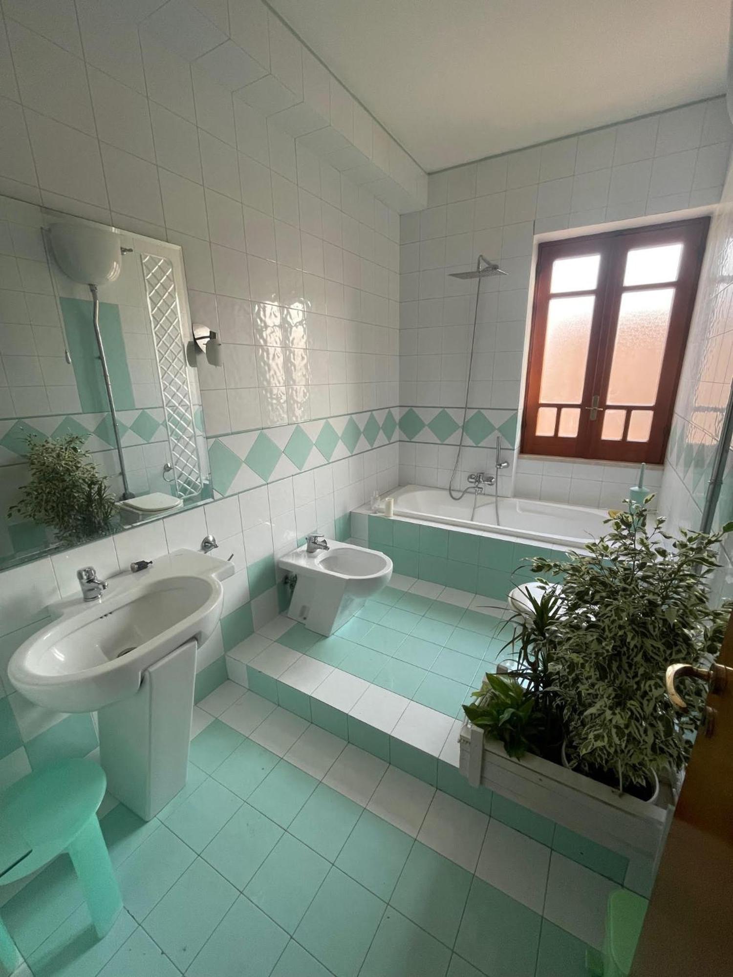 Domus Parva - Villa Con Bio-Piscina, Spa Privata E Appartamenti Panoramici Bacoli Eksteriør billede